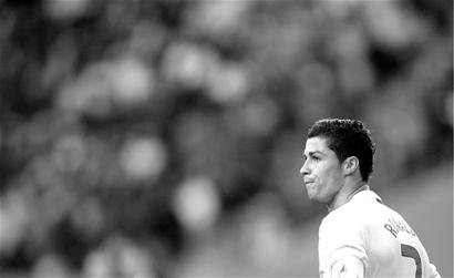 德天空：基米希周一上午接受了负荷测试，但还不确定能否出战（德天空：基米希周一上午接受负荷测试，能否出场尚未可知）