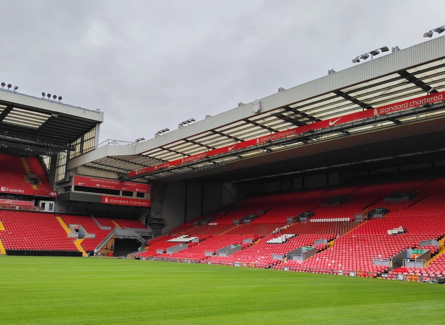 图片报：法比奥-席尔瓦渴望参加世界杯，正推动冬窗离开多特（图片报：为争世界杯席位，法比奥-席尔瓦正推动冬窗离开多特蒙德）