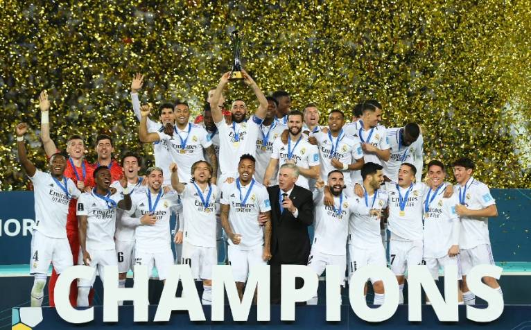 斯洛特：我将与萨拉赫进行沟通 希望他能留下（斯洛特：将与萨拉赫沟通，盼其留队）