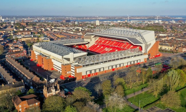 尤文vs卡利亚里：弗拉霍维奇、伊尔迪兹首发，佩林出战（尤文对阵卡利亚里：弗拉霍维奇、伊尔迪兹先发，佩林把守球门）