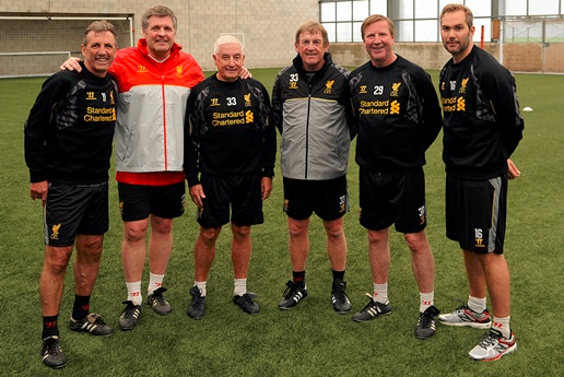 CBA俱乐部杯-上海首战39分大胜四川 山西山东开门红（CBA俱乐部杯：上海首秀39分狂胜四川，山西山东齐迎开门红）