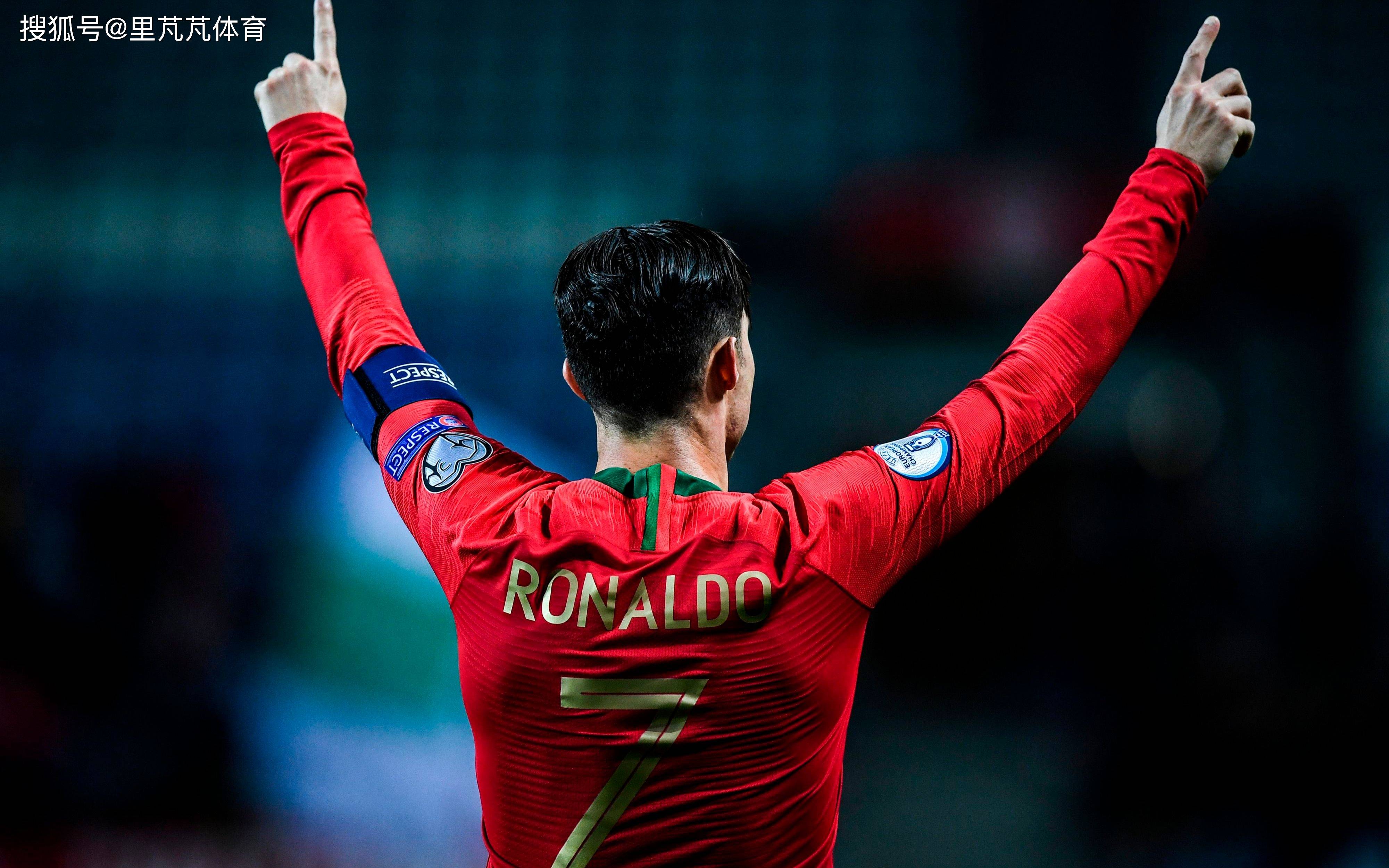 最后连失绝平三分！贺希宁19中9空砍21+8+8 三分6中0（末段连失追平三分！贺希宁19投9中空砍21+8+8，三分6投0中）