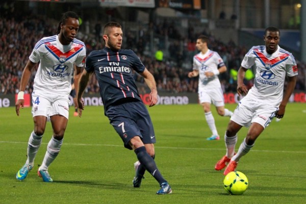 阿斯顿维拉 vs. 阿森纳：乌奈·埃梅里能再次智胜米克尔·阿尔特塔吗？（维拉迎战阿森纳：埃梅里能否再度压制阿尔特塔？）