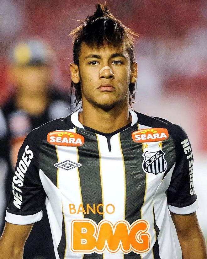 猛龙三大得分手合砍72分，带队终结两连败（猛龙三箭头合力轰下72分，止住两连败）