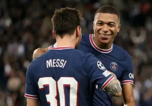 足坛的特殊玄学，赛前摸奖杯的后果有多严重？（足坛神秘禁忌：赛前触碰奖杯要付出多大代价？）