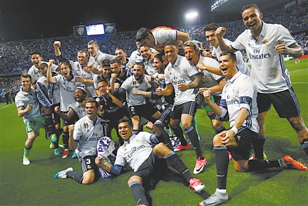 前11轮超350万人次现场观赛，本赛季意甲观赛数据创近30年新高（本赛季意甲前11轮现场观众突破350万，观赛数据刷新近30年纪录）