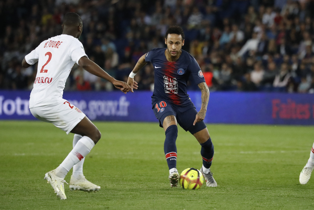 汉堡3-2逆转云达不莱梅，波尔森破门，卢卡-武什科维奇建功（波尔森破门、卢卡-武什科维奇建功，汉堡3-2翻盘云达不莱梅）