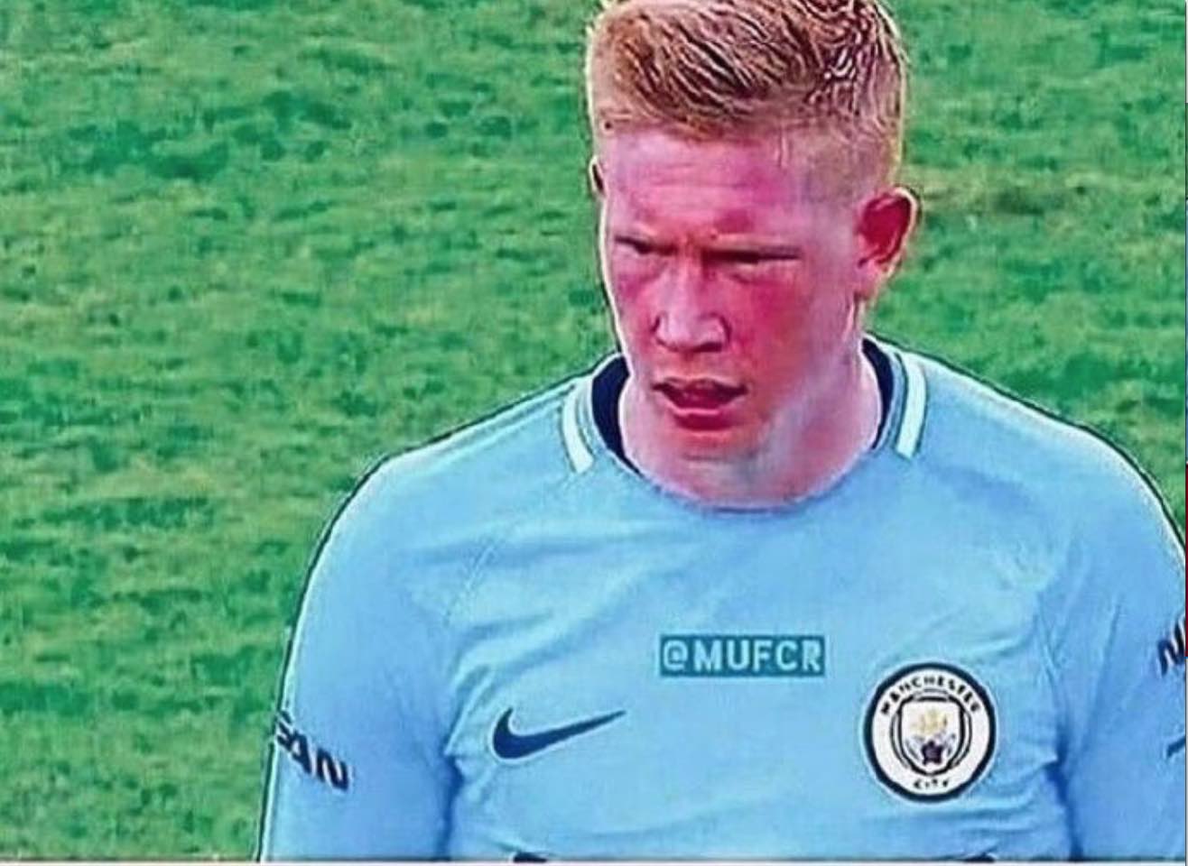 诺伊尔：补时进2球让大家松一口气，是否续约明年3月再考虑（诺伊尔：补时阶段连入两球才松了口气，续约要到明年3月再议）