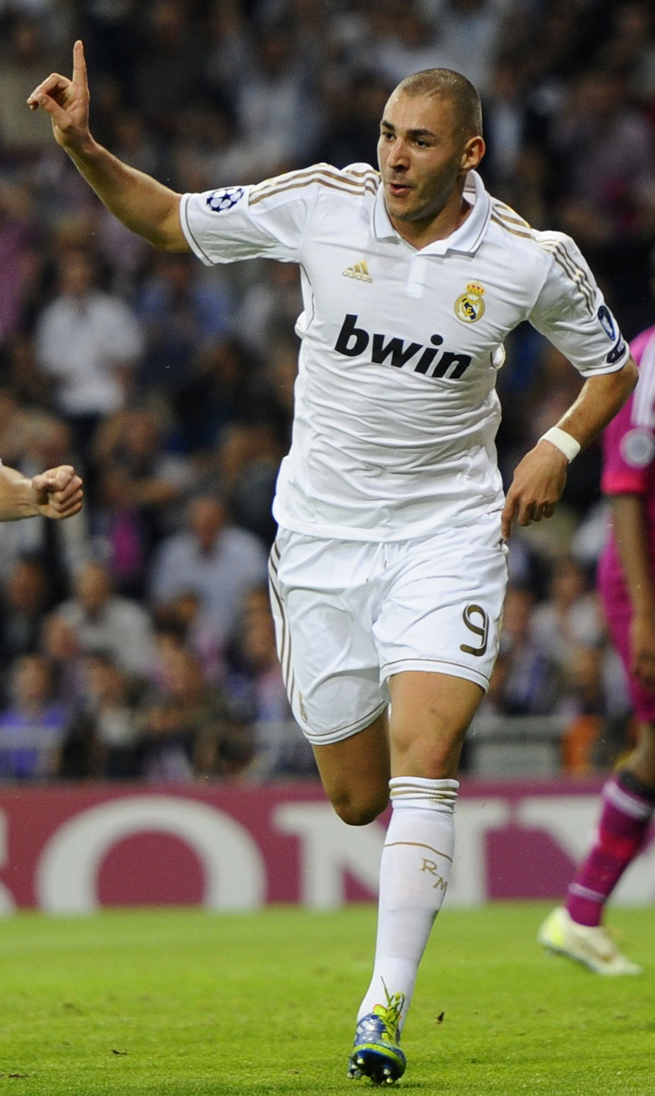 阿斯：巴列卡诺体能教练曾在皇马工作8年，是齐祖时期重要功臣（阿斯：巴列卡诺体能教练曾在皇马任职8年，系齐达内时代重要功臣）