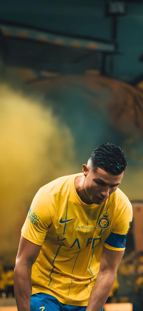 足球装备科技最新发展（足球装备科技前沿动态）